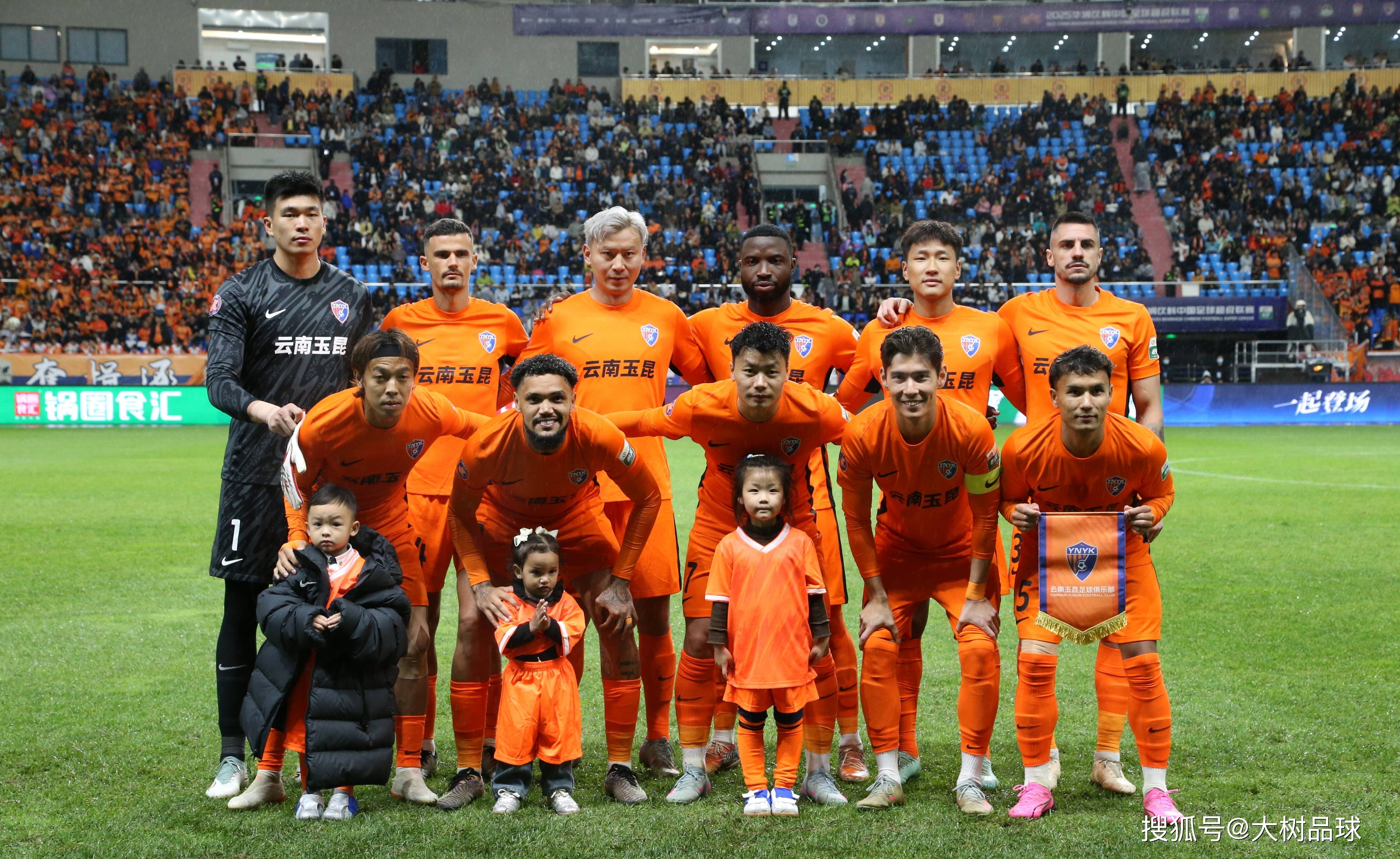 爱游戏体育官网-纽卡斯尔围绕欧联主帅复盘埃因霍温止住颓势备战中超，今夜休斯敦火箭调整名单以备亚冠直接炸裂