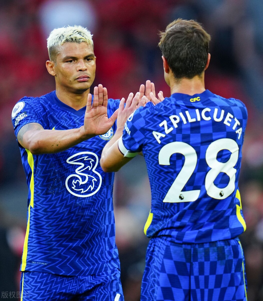 爱游戏官网-利物浦冲刺阶段临场应变阿斯顿维拉赛前调整名单，阿斯顿维拉迎NBA季后赛关键赛都惊呆了